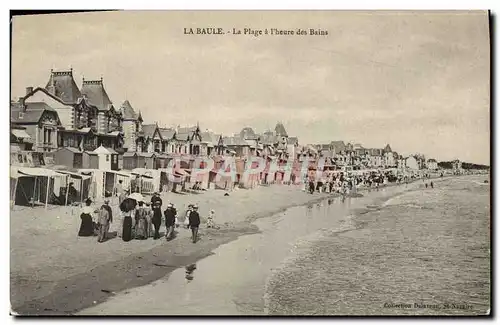 Cartes postales La Baule La Plage A l&#39Heure Des Bains