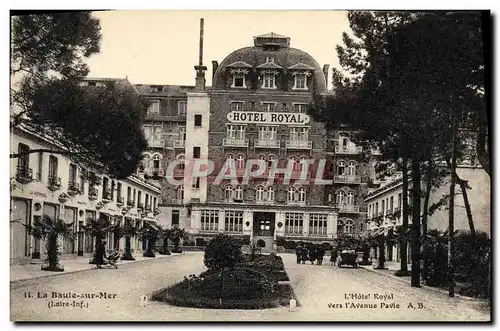 Cartes postales La Baule sur Mer L&#39Hotel Royal Vers L&#39Aveue Pavle