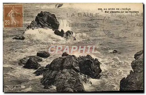 Cartes postales La Baule au Bord De L&#39Ocean Mer D&#39Ecume sur Les Rochers