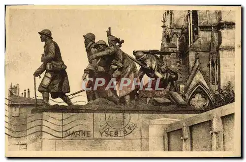 Cartes postales Chalons Sur Marne Monument des Morts 1914 1918 Militaria