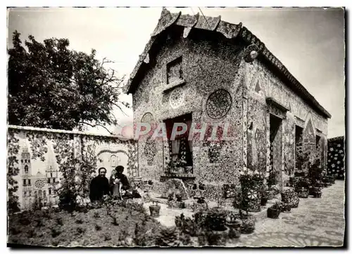 Cartes postales moderne Maison Picassiette Facade De la Maison