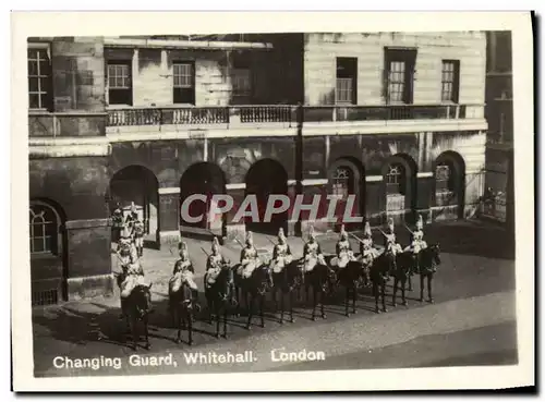 Cartes postales moderne Changing Guard Whitehall London