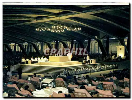 Cartes postales moderne Lourdes La Basilique Souterraine