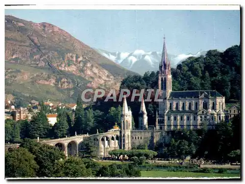 Cartes postales moderne Lourdes La Basilique Et Le Pic Du Jer