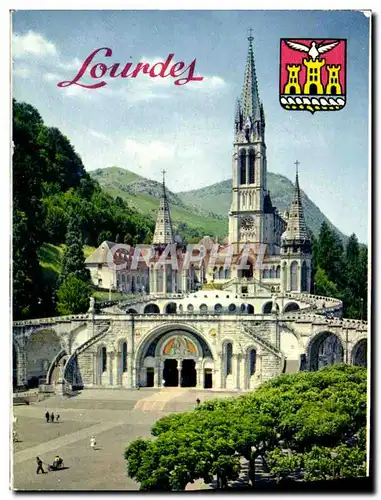 Cartes postales moderne Lourdes La Basilique Et l&#39Esplanade