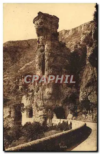 Cartes postales Gorges du Tarn Pougnadoires Le tunnel