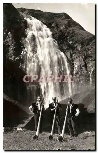 Cartes postales moderne Alphornblaser Im Berner Oberland Folklore