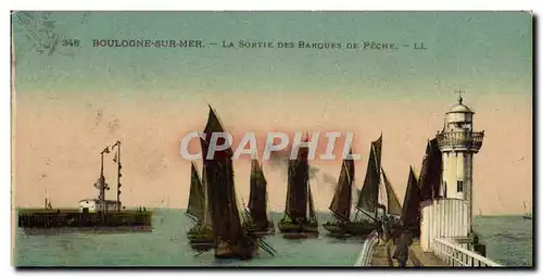 Ansichtskarte AK Boulogne Sur Mer La Sortie Des Barques De Peche Bateaux