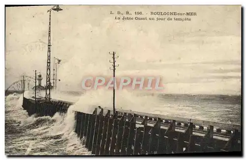 Cartes postales Boulogne Sur Mer La Jetee Ouest Un Jour De Tempete