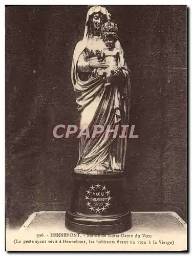 Cartes postales Hennebont Statue De Notre Dame Du Voeu La peste sevit Voeu a la vierge