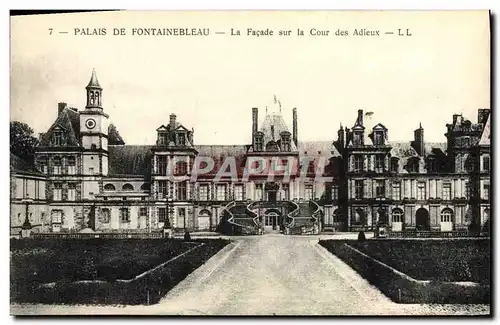 Cartes postales Fontainebleau La Facade sur la Cour des Adieux