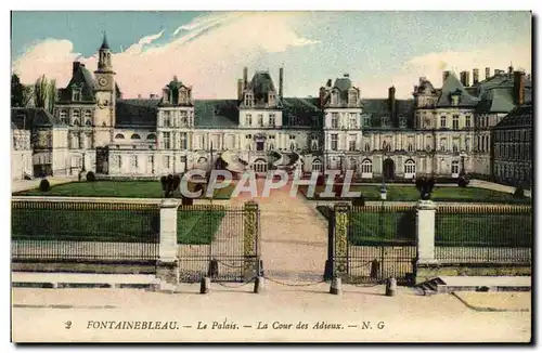 Ansichtskarte AK Fontainebleau Le Palais La Cour des Adieux