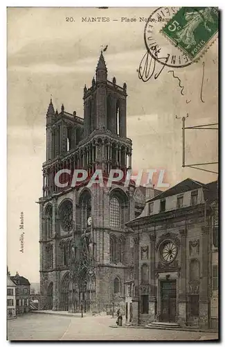 Cartes postales Mantes Place Notre Dame