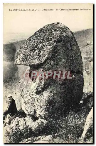 Cartes postales La Ferte Alais L'Ardennay La Casque Monument druidique