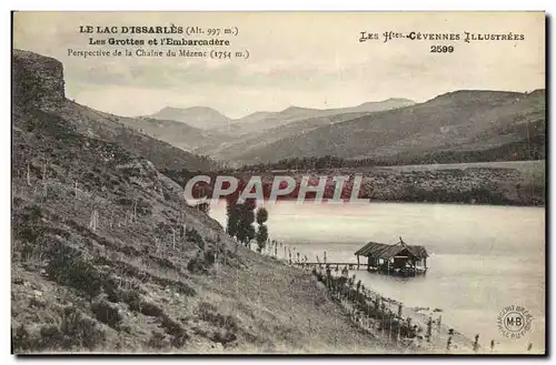 Cartes postales Le lac d&#39Issarles Les grottes et l&#39embarcadere Perspective de la chaine de Mezenc Cevennes