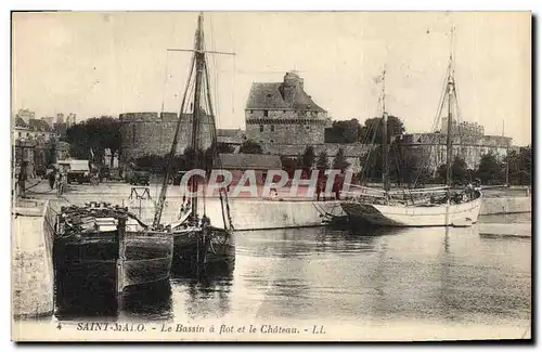 Cartes postales Saint Malo Le Bassin A Flot Et Le Chateau Bateaux