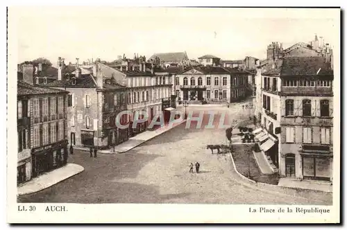 Cartes postales Auch La Place De La Republique