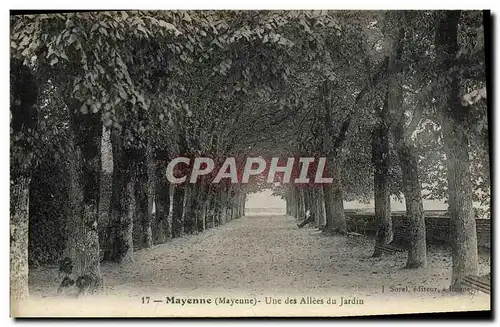 Ansichtskarte AK Mayenne Une Des Allees Du Jardin