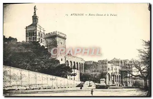 Cartes postales Avignon Notre Dame et le Palais