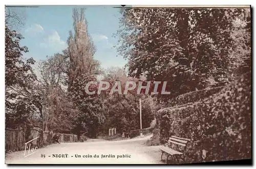 Ansichtskarte AK Niort Un Coin Du Jardin Public