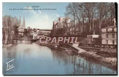 Cartes postales Niort La Sevre Niortaise Au Quai De La Prefecture