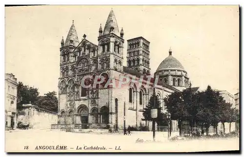 Cartes postales Angouleme La Cathedrale