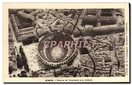 Cartes postales Nimes Cource De Taureaux Aux Arenes Corrida