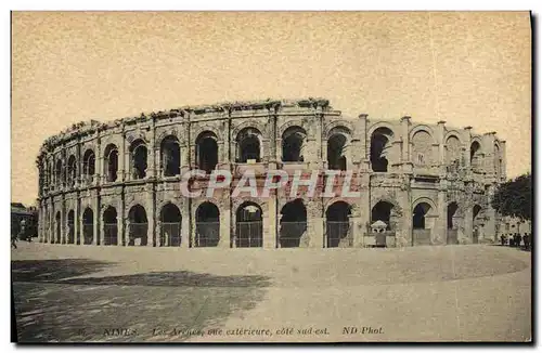 Ansichtskarte AK Nimes Les Arenes Vue Exterieure