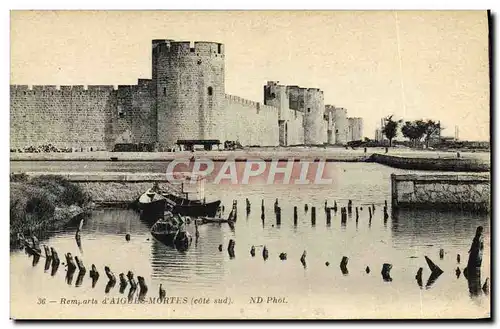 Cartes postales Remparts D'Aigues Mortes