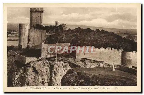 Cartes postales Beaucaire Le Chateau Et Les Remparts