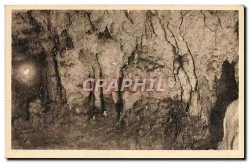 Ansichtskarte AK Grottes D&#39Arcy Sur Cure Les Mille Colonnes