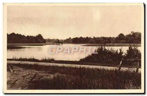 Cartes postales Saint Honore Les Bains Le Lac Artificiel A L&#39Entree Du Golf