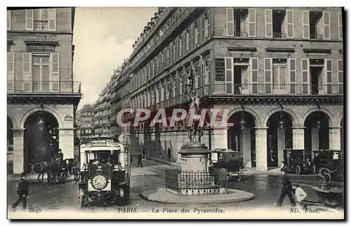 Ansichtskarte AK Paris La Place Des Pyramides Autobus