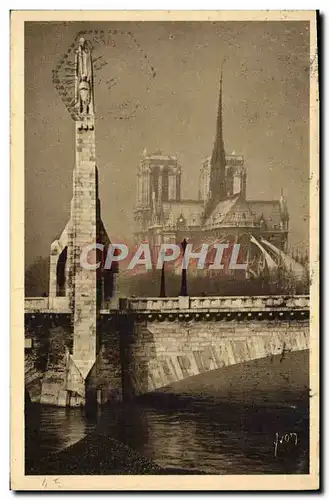 VINTAGE POSTCARD Paris While Strolling Notre Dame And Statue Of co. Genevieve
