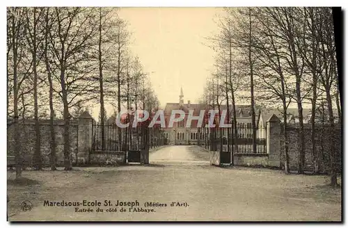 Cartes postales Maredsous Ecole Saint Joseph metiers d&#39arts Entree du cote de l&#39Abbaye