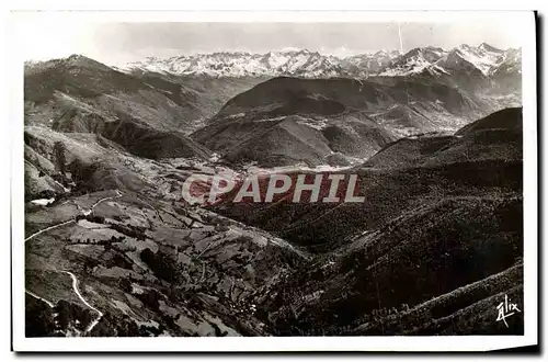 Cartes postales moderne Route du col d&#39Aspin Vue sur la vallee d&#39Aure