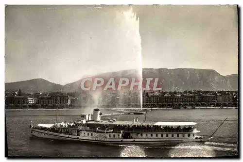 Cartes postales moderne Geneve Le Bateau Salon Geneve Et Le Jet D&#39Eau