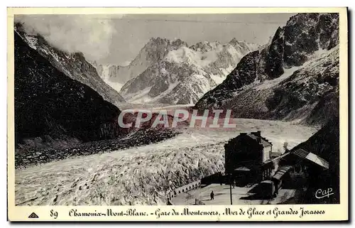 Cartes postales Chamonix Mont Blanc Gare Du Montenvers Mer De Glace Et Grandes Jorasses