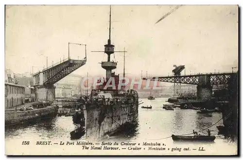 Cartes postales Brest Le Port Militaire Sortie du Croiseur Montcalm Bateau