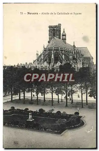 Cartes postales Nevers Abside de la Cathedrale et Square