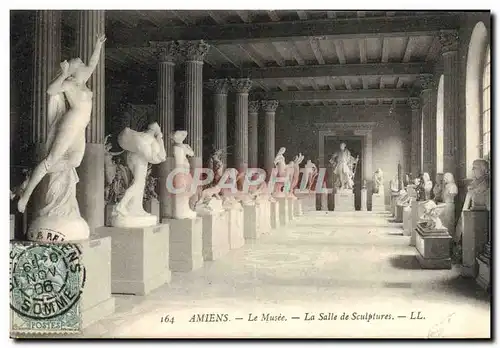 Ansichtskarte AK Amiens Le Musee La Salle De Sculptures