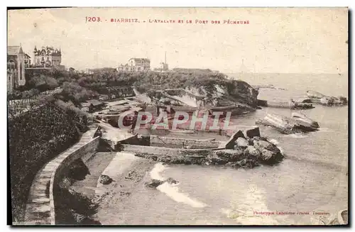 Cartes postales Biarritz L&#39Ataliye Et Le Port Dxs Pecheurs