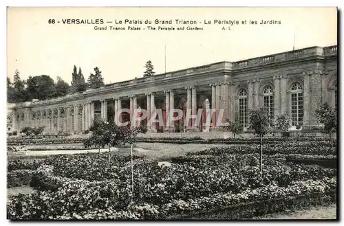 Cartes postales Versailles Le Palais du Grand Trianon Le Peristyle et les Jardins