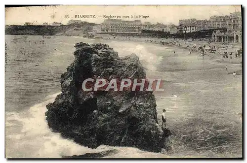 Cartes postales Biarritz Rocher en Mer a la Plage