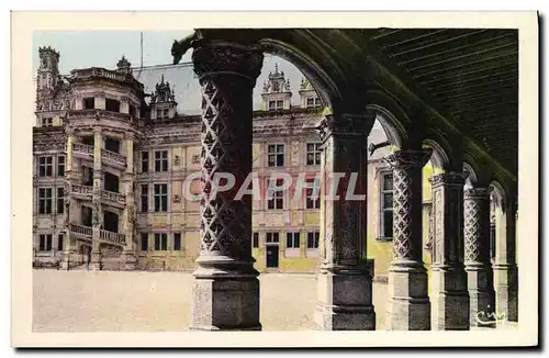 Cartes postales Blois Chateau de Galerie de Louis XII et Facade Francois 1er