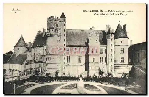 Ansichtskarte AK Bourges Palais Jacques Coeur Vue Prise De La Place Berry