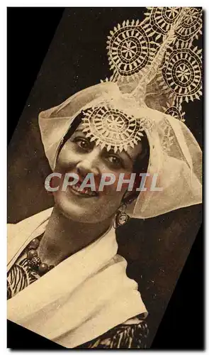 Ansichtskarte AK Costumes de Vendee Jolie coiffe sablaise Folklore
