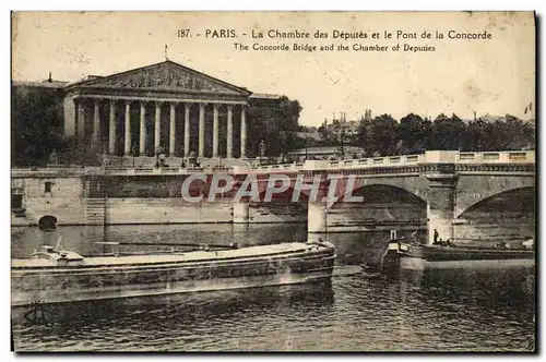 Ansichtskarte AK Paris La Chambre des Deputes et le Pont de la Concorde Bateaux Peniche