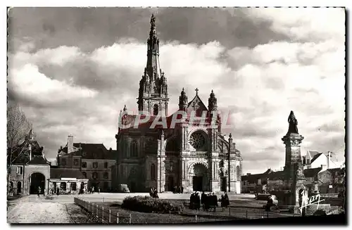 Cartes postales moderne Ste Anne D&#39Auray Basilque et Fontaine Miracuieuse