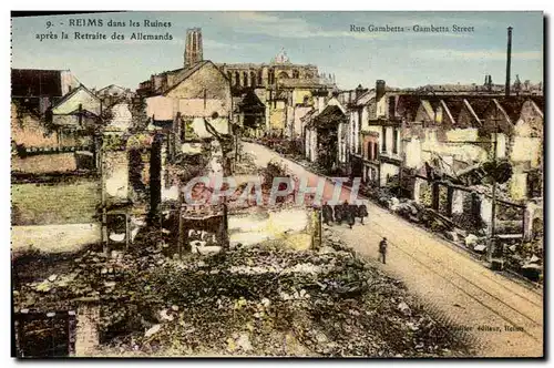 Ansichtskarte AK Reims Dans Les Ruines Apres La Retraite Des Allemandes Rue Gambetta Militaria